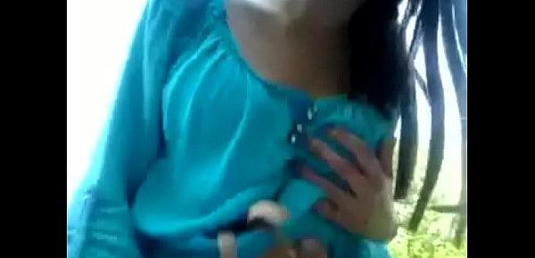  Desi Teen Enjoying Out Door Sex With Boyfriend on Mountain ! Desi College Teen | Nude Video Call Whatsapp 9810149403